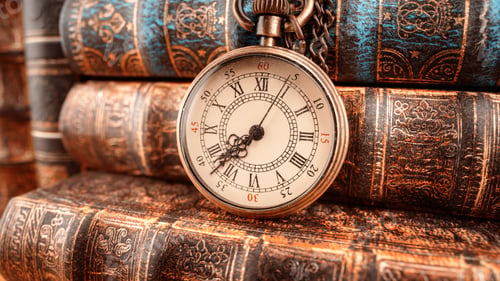 Preview: Vintage pocket watch. Vintage background Concept of time history.