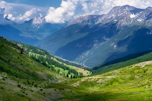 Preview: Mountain landscape along the road to Colle dell'Assietta