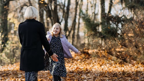 Preview: Ways for Kids and Families to Enjoy Autumn Outside. Fall activities for families with teenagers