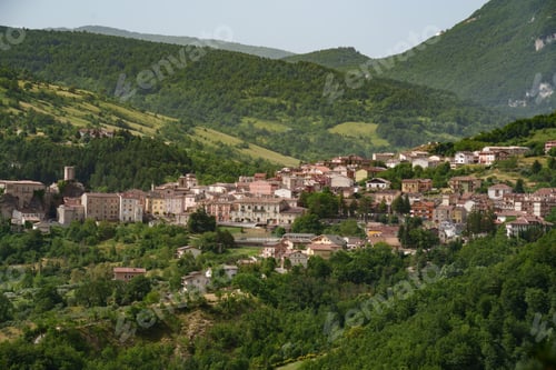 Preview: Palena, old town in Abruzzo, Italy