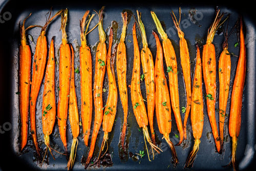 Preview: baked organic carrots with thyme