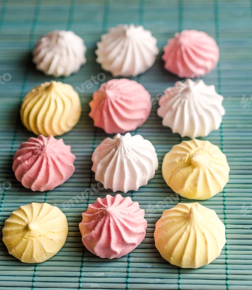 Preview: Meringue cookies