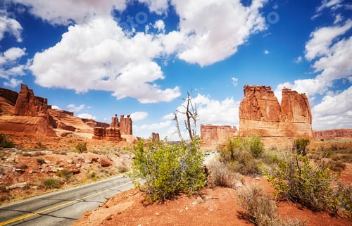 Preview: Scenic view of the Arches National Park, USA.