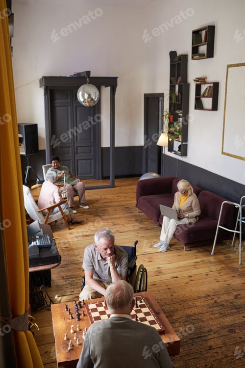 Preview: Leisure Time at Retirement Home