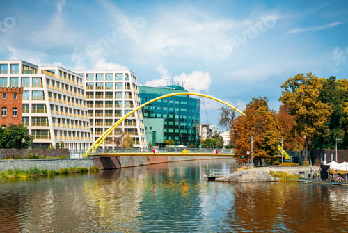 Preview: Slodova footbridge in Wroclaw