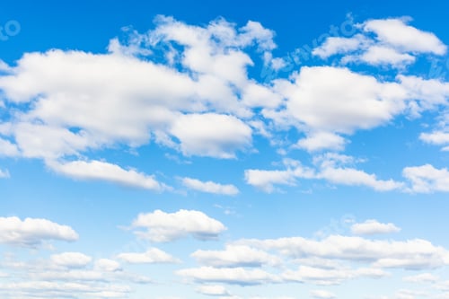 Preview: blue sky with many white cumuli clouds
