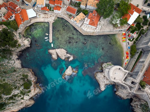 Preview: Top view of the bay between Fort Lovrijenac cliff and city walls of Dubrovnik