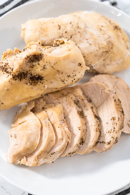 Preview: Shredded chicken