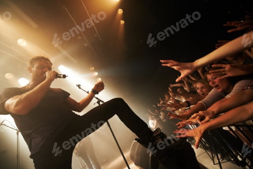 Preview: He knows how to put on a show