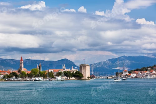 Preview: Trogir, Croatia view from the sea