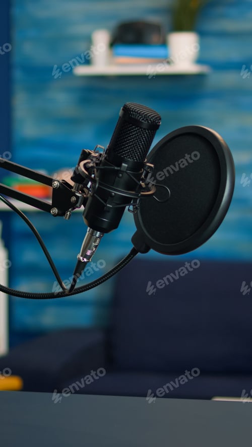 Preview: Station for recording and speaking during podcast