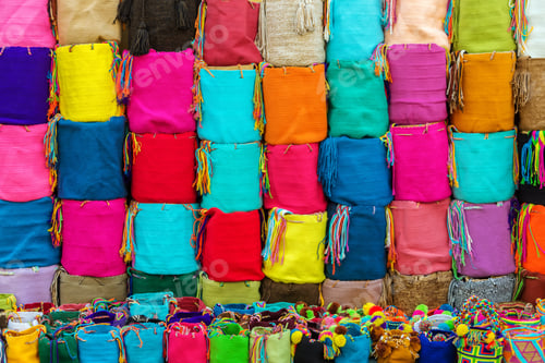 Preview: Colombian Souvenirs