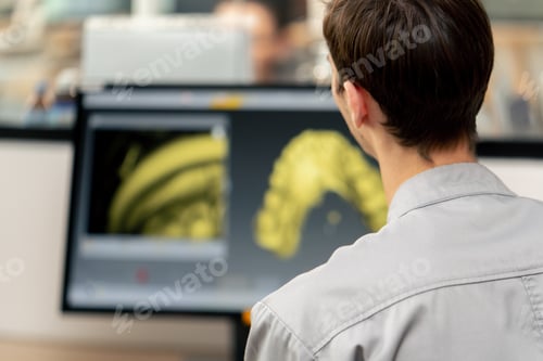 Preview: close up professional laboratory for production of dental protozoa veneers and crowns in a scanning