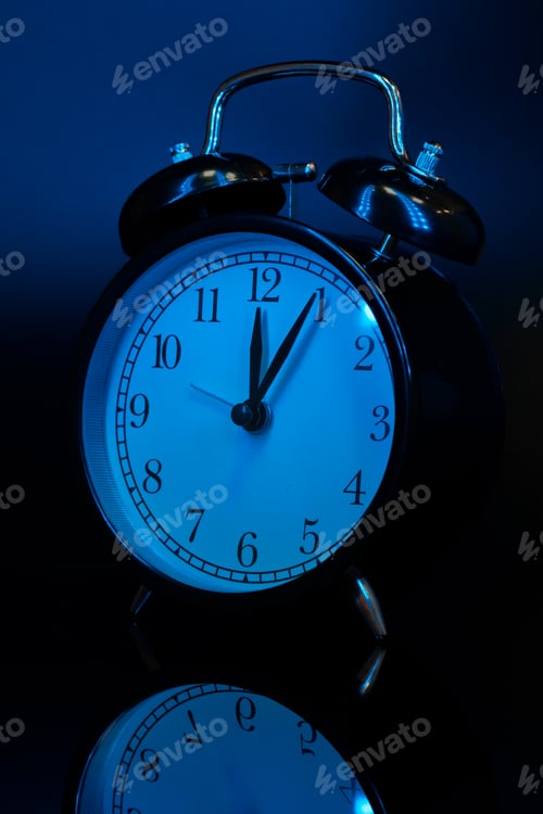 Preview: Alarm clock close up on black background
