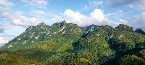 Preview: Green mountain view at Chiang Dao