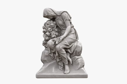 Preview: Grieving Woman with Roses Statue