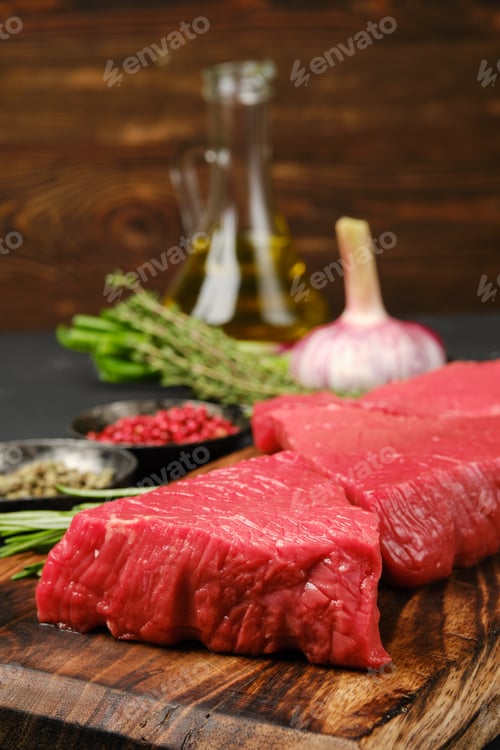 Preview: Closeup view of raw beef steak