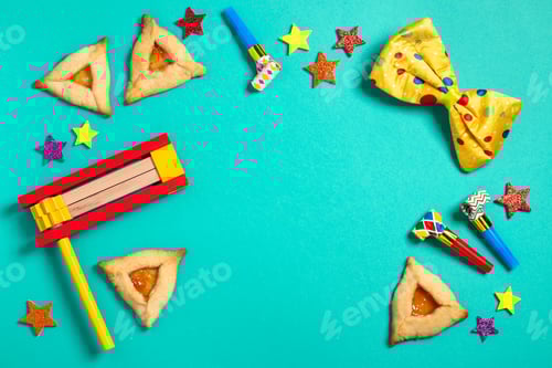 Preview: Purim carnival frame with traditional cookies, costume accessories and decor