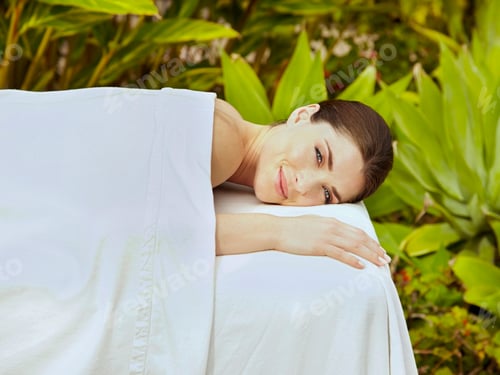 Preview: Caucasian woman waiting for massage