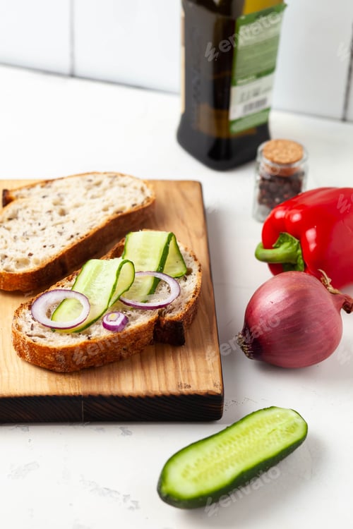 Preview: Sandwich making