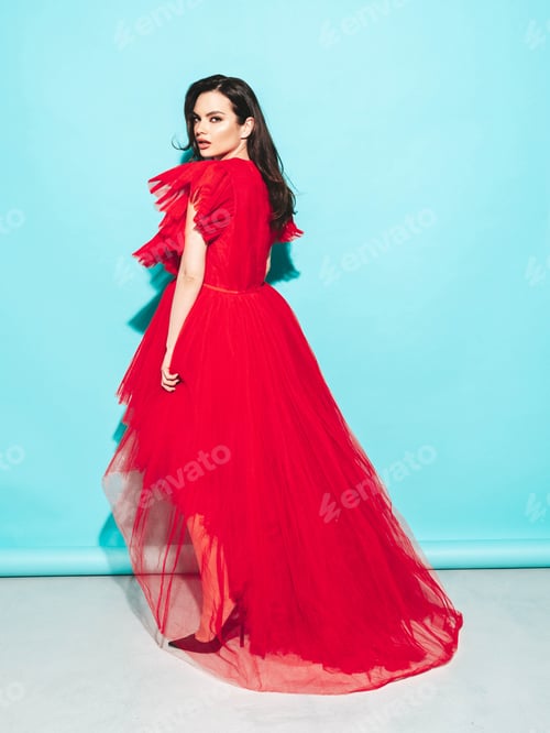 Preview: Beautiful woman posing in studio
