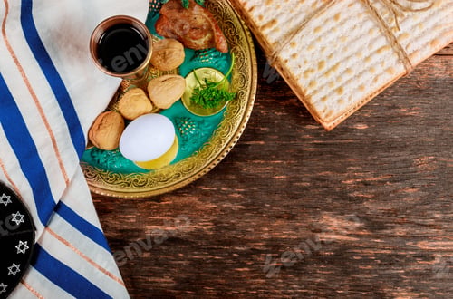 Preview: Matzo for Passover with on seder plate on close up