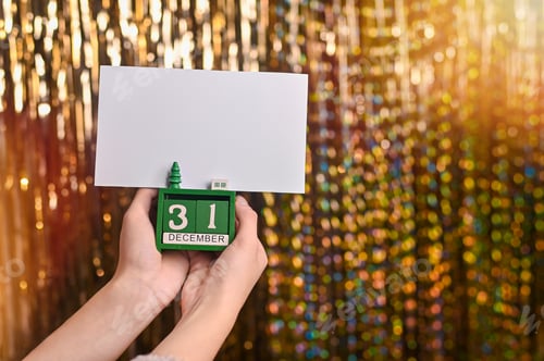 Preview: December 31 with a white sheet