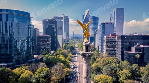 Preview: Golden Angel atop Monument in Mexico City