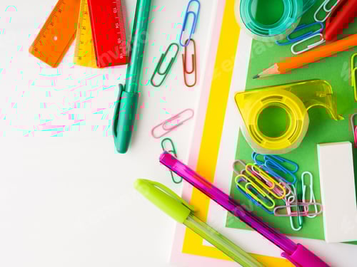 Visualização: Papelaria, ferramentas coloridas de redação escolar, acessórios, canetas