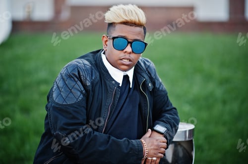 Preview: Stylish arabian muslim boy