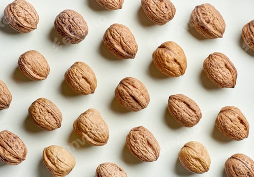 Preview: pattern of walnuts