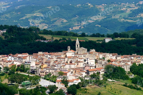 Preview: Landscape in Molise near Macchiagodena and Frosolone. View of Sant Elena Sannita