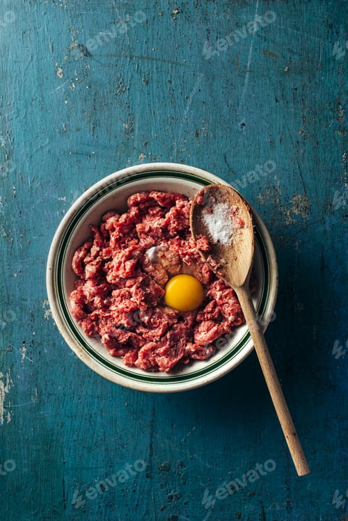 Preview: Minced