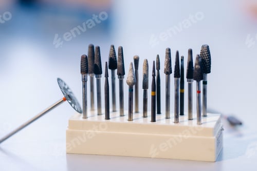 Preview: Grinding tools and drills for dental technicians