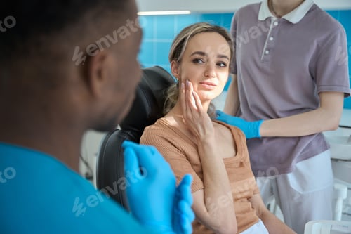 Preview: Female at the dentist in the hospital