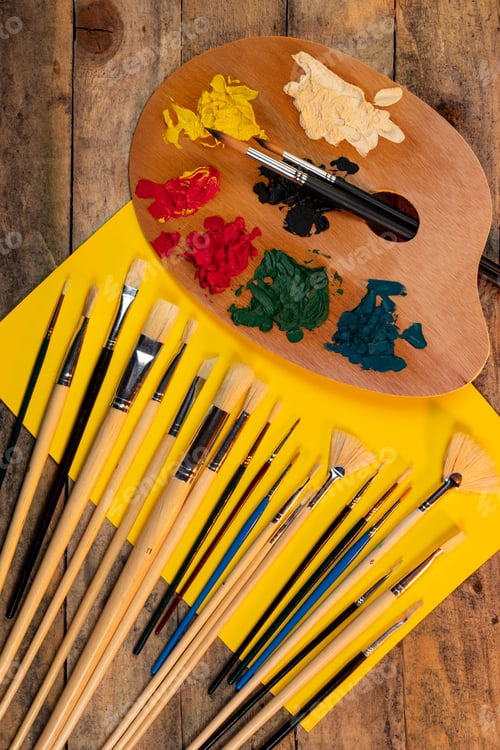 Preview: Artists Palette and Paintbrushes