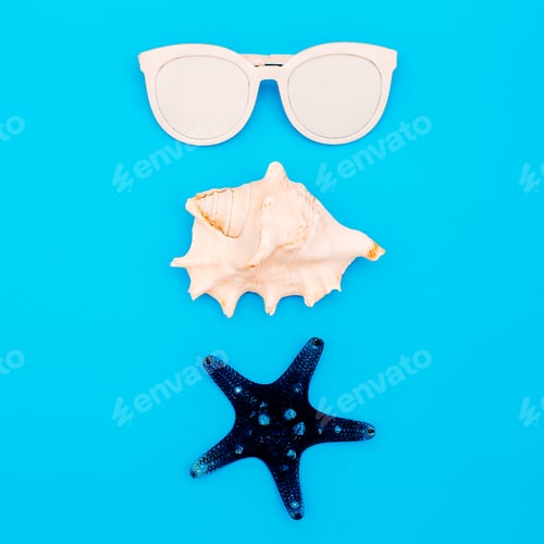 Preview: Sea set. Shells and sunglasses. Minimal design