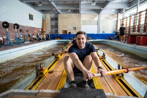 Preview: Strong rower leads crew on kayak simulator, coordination and teamwork for upcoming competition