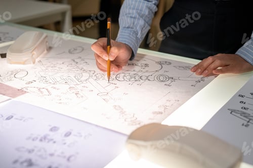 Preview: Vehicle designer drawing car component