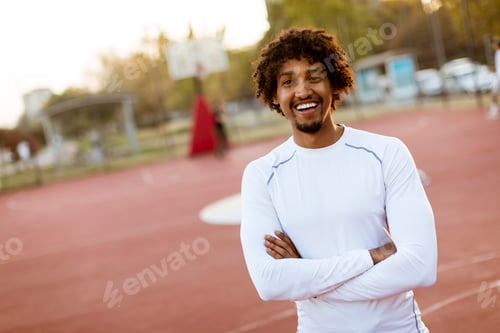 Preview: Close up of attractive black man standing on the sport court