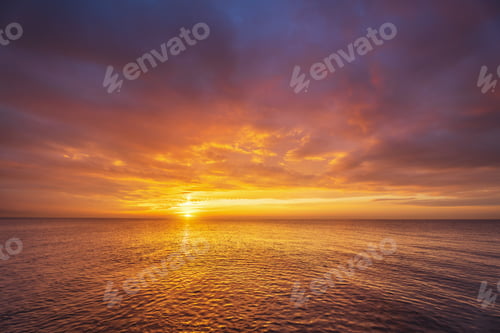 Preview: Epic sunset on the sea.