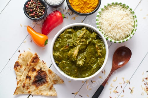 Preview: Traditional South Indian Korai Chicken Curry with Mint and Coriander