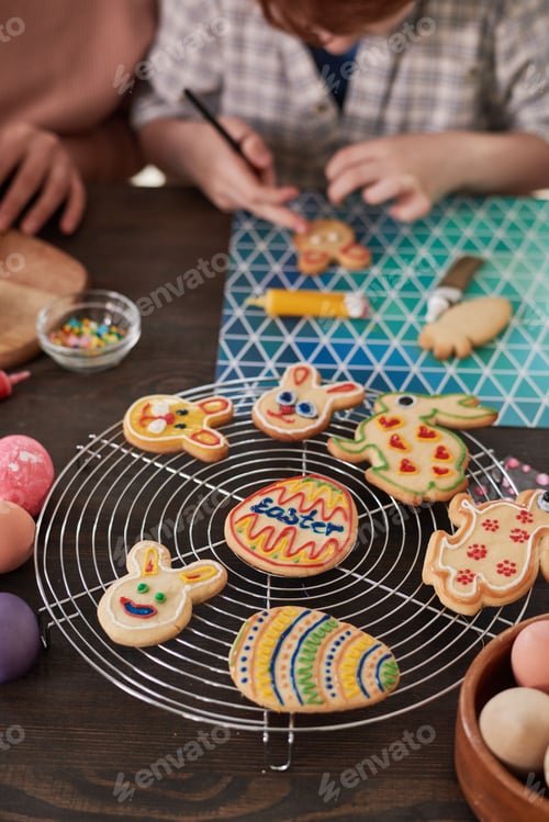 Preview: Easter baked cookies