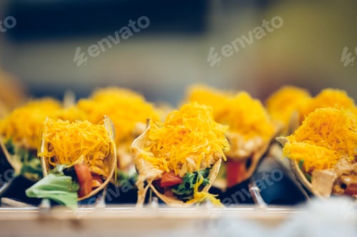 Vista previa: Spanish tapas on pita bread