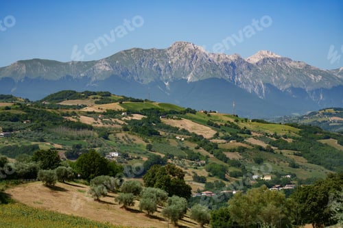 Preview: Country landscape in Abruzzo between Penne and Teramo at summer