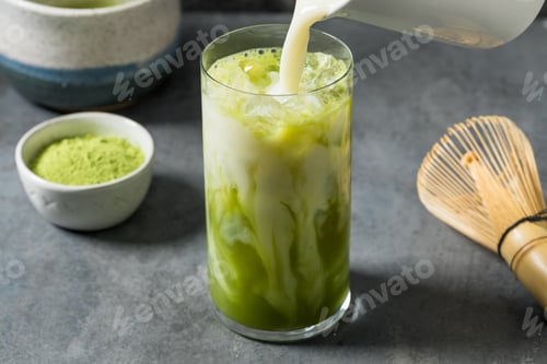 Preview: Cold Refreshing Iced Japanese Matcha Green Tea