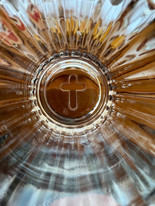Preview: Radiant Faith Seen Through Glass