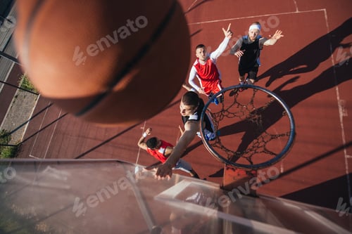 Preview: Slum dunk action!