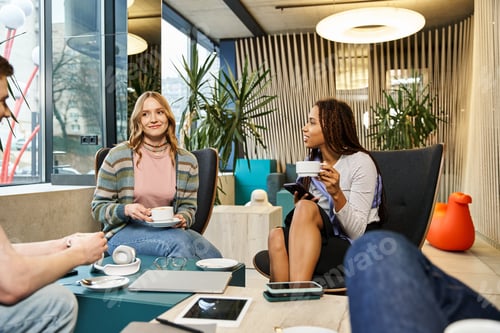 Preview: Collaborative minds: team discussion over workspace