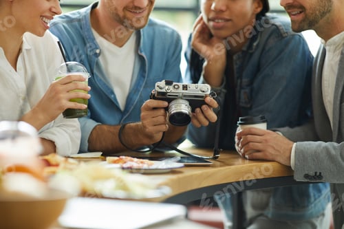 Preview: Viewing shoots on old camera